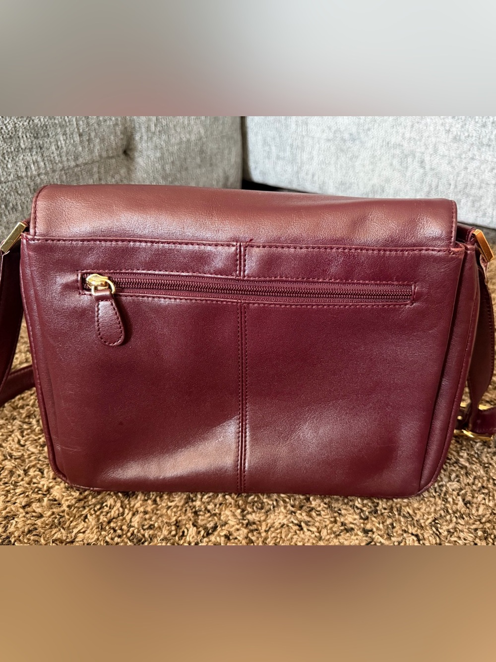 Vintage Etienne Aigner Bag - Picture 13 of 14